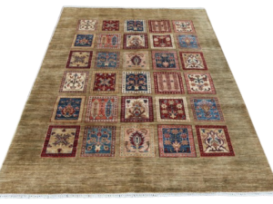 Chobi Hand-Knotted Wool Rug – Sustainable Craftsmanship in Every Thread